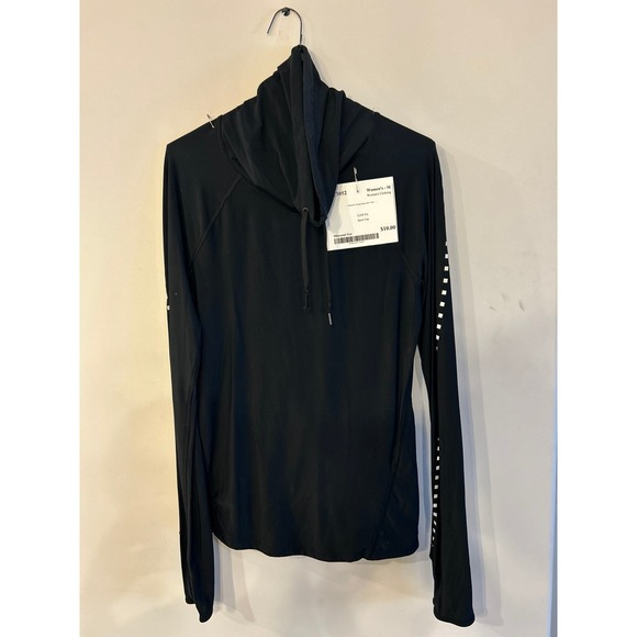 GAP Tops - GAP Fit Sports Top Black M